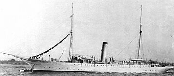 U.S. Naval Historical Center Photograph.